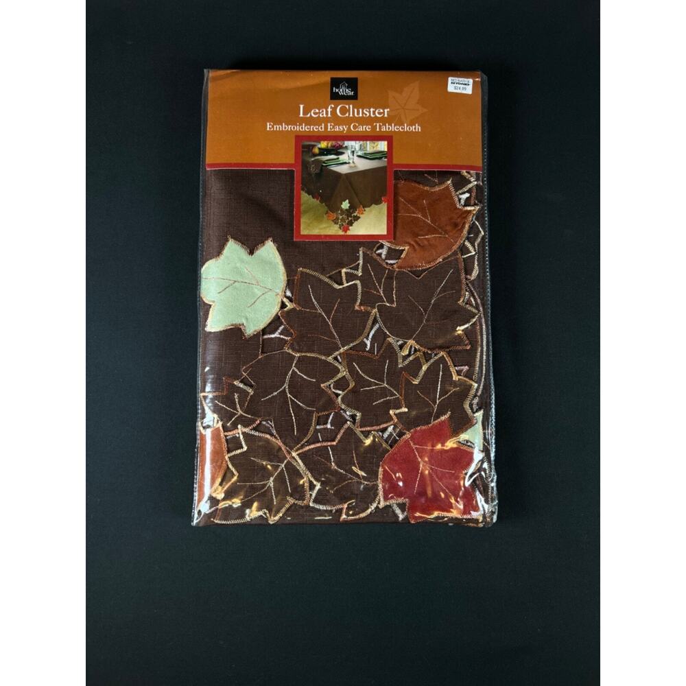 HOME WEAR vintage LEAF CLUSTER Autumn Damask 60X84 in Tablecloth Seats 6 to 8
